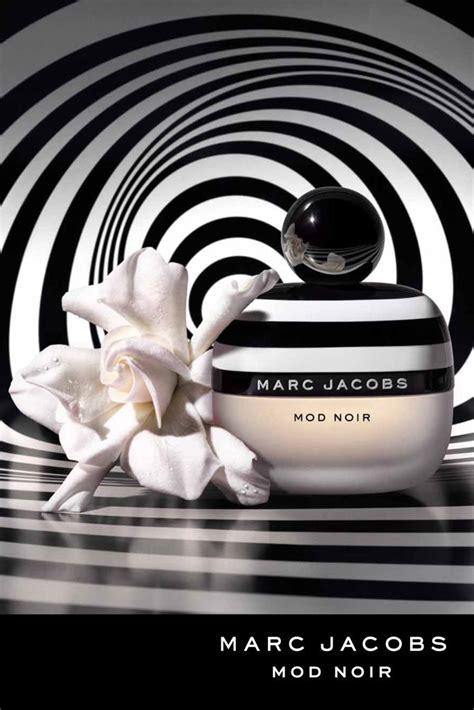 marc jacobs mod noir perfume